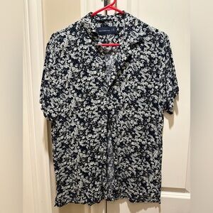Men’s Abercrombie & Fitch Floral Short Sleeve Button Up Size Medium